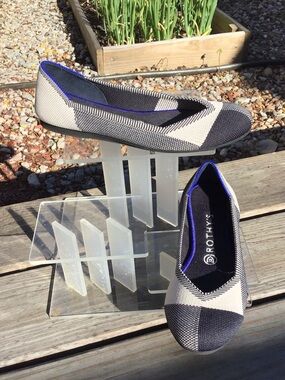 Rothy's Navy and Cream Knit Pointed Toe Flat